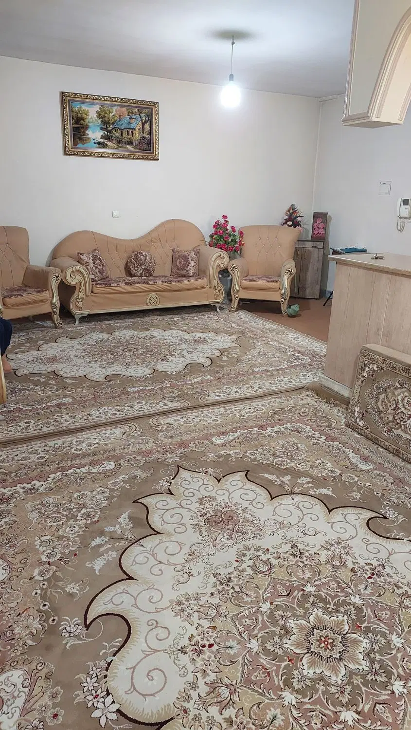 آپارتمان ۸۰منری
