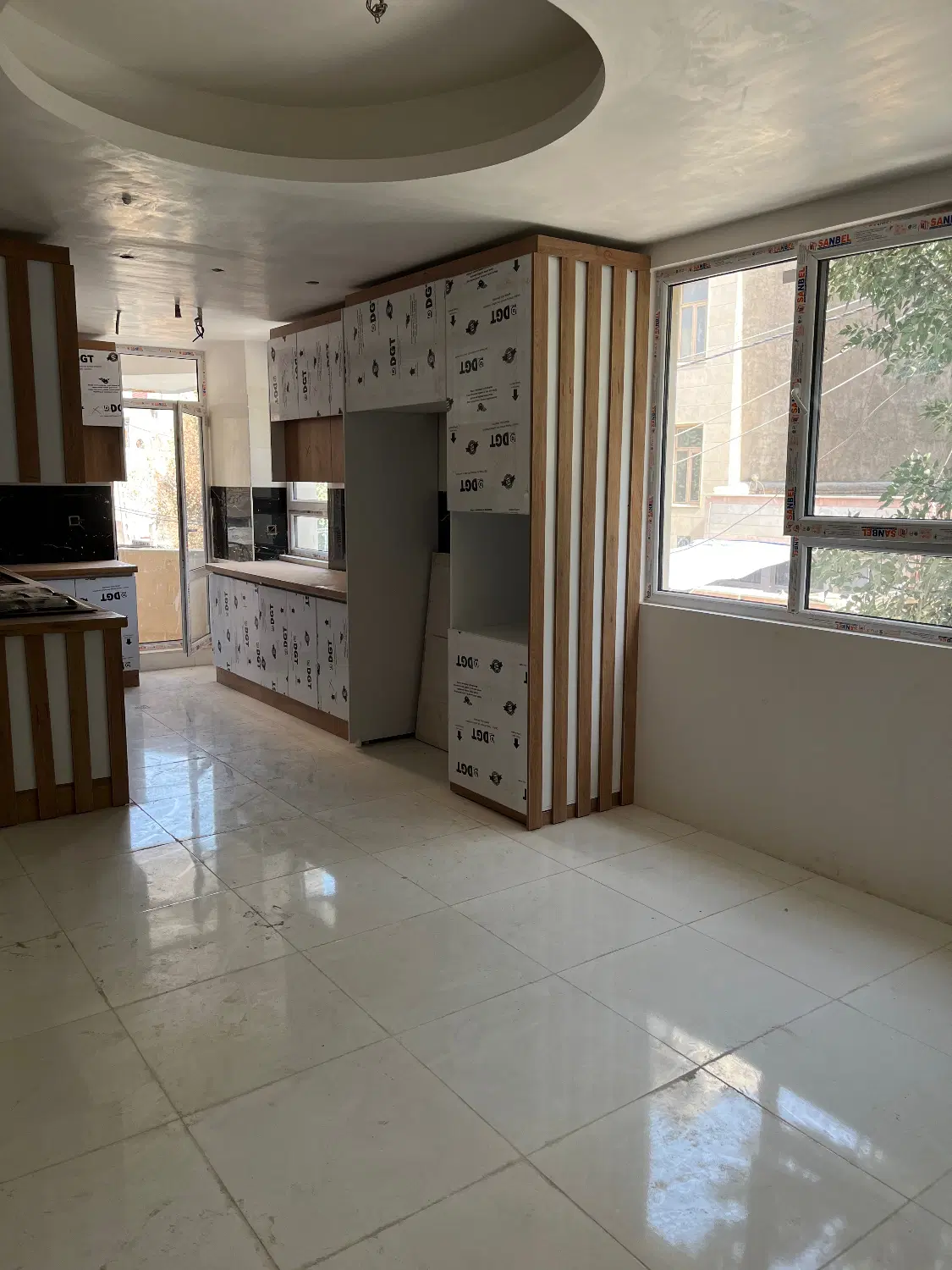 اپارتمان ۹۲ متری فول نوساز دولت اباد (صفائیه)