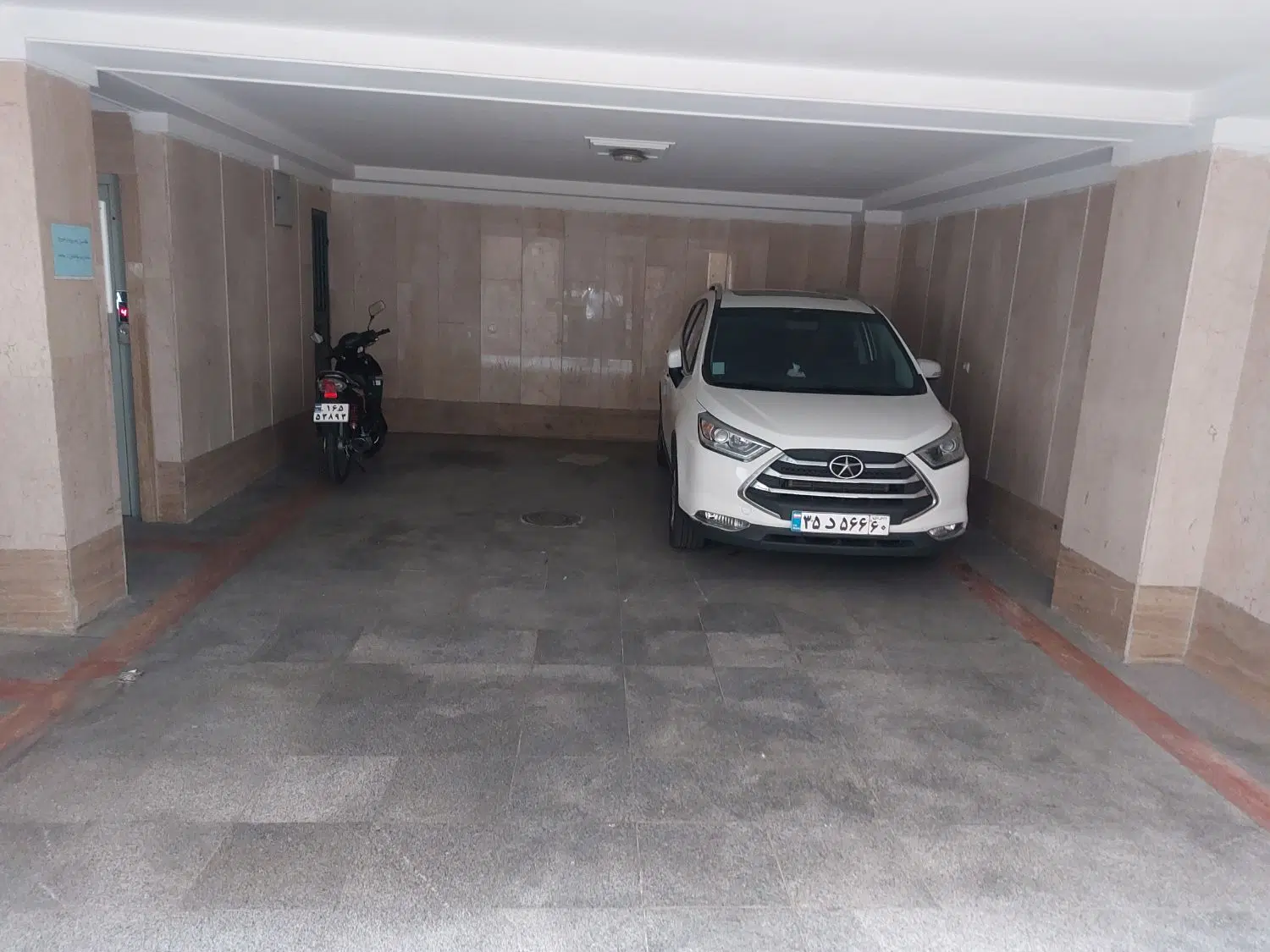 پارکینگ اجاره ای بدون مزاحمت
