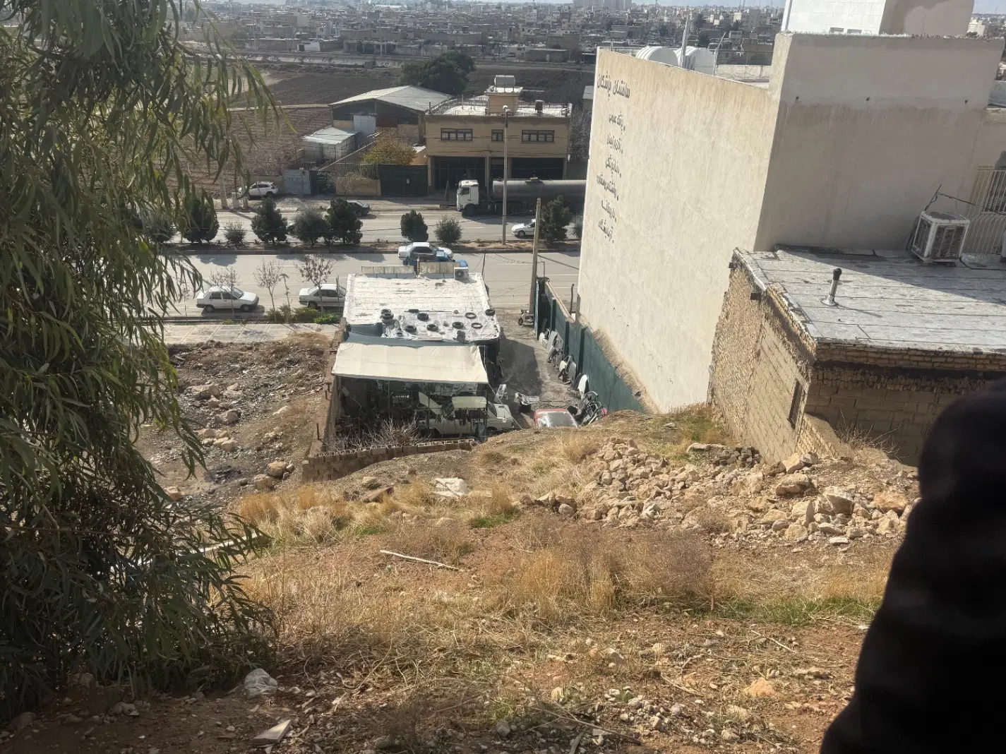 فروش ۳۰۰ متر زمین مسکونی قابل معاوضه با خودرو