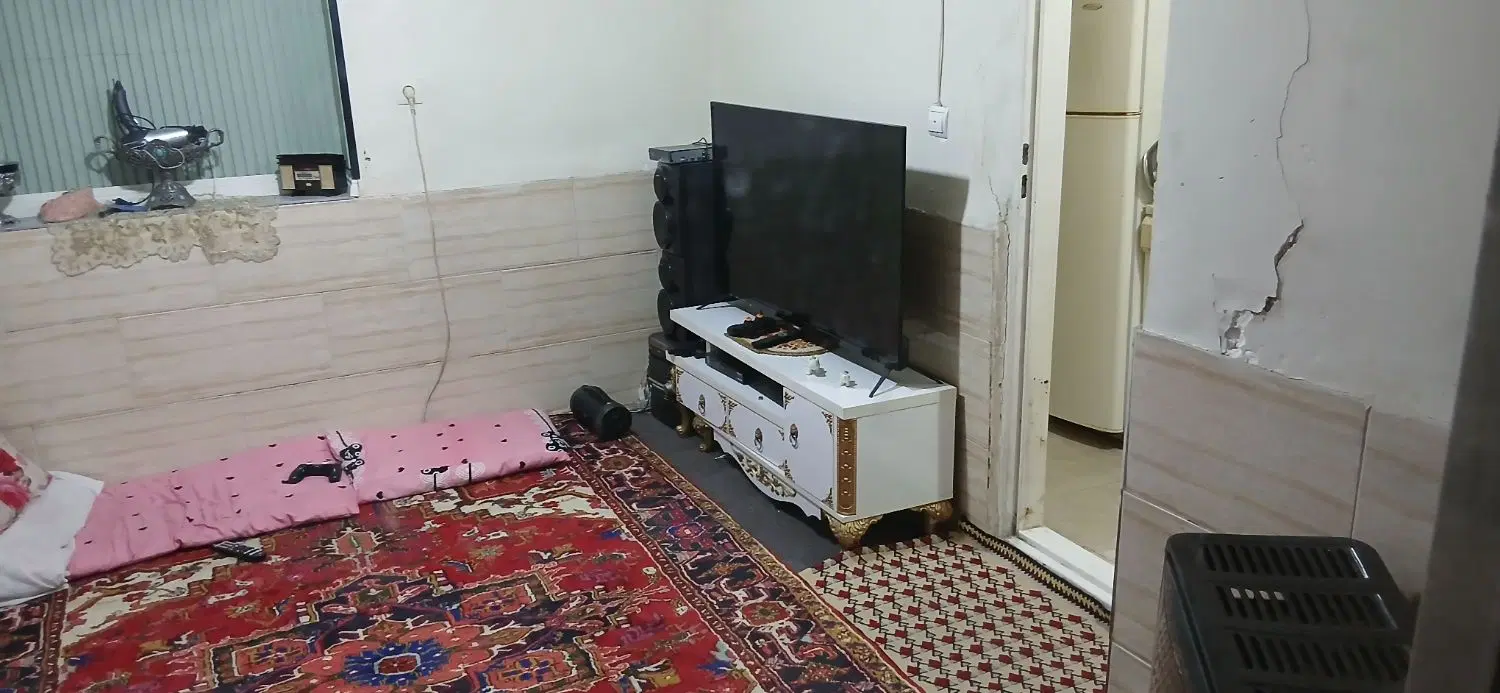 رهن کامل حیاط دربست در ناصر آغزی