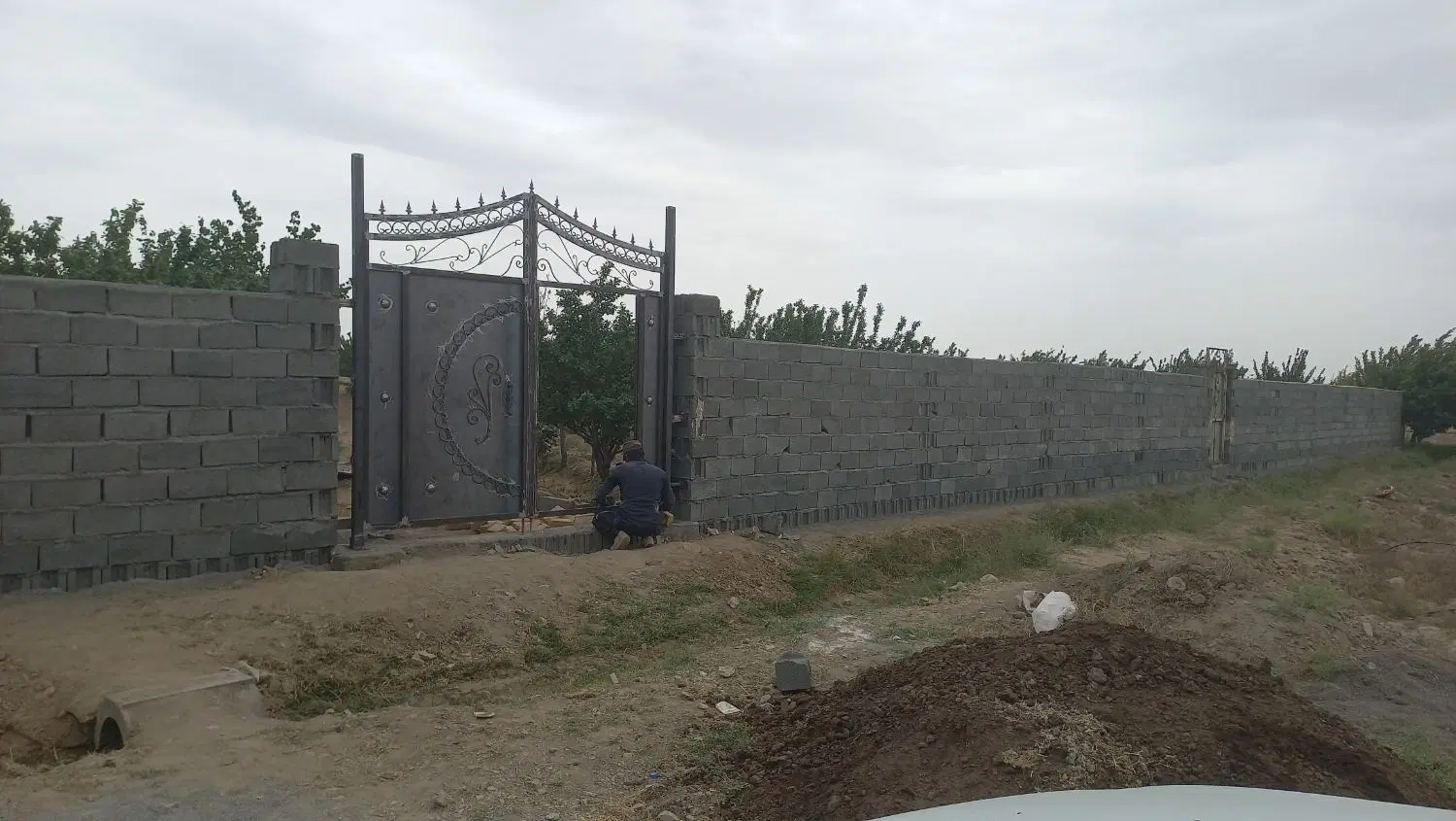 باغ الووپسته بزرگ بینالودزیرفی