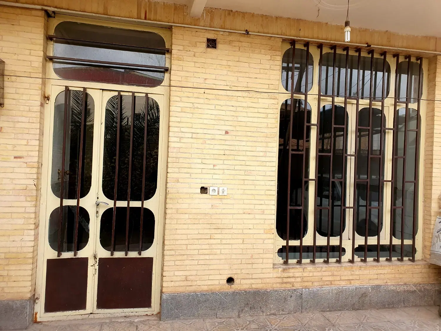 همکف اجاره ای.