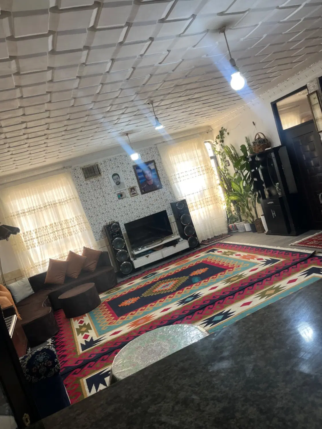 خانه بالا ویلایی سه خواب