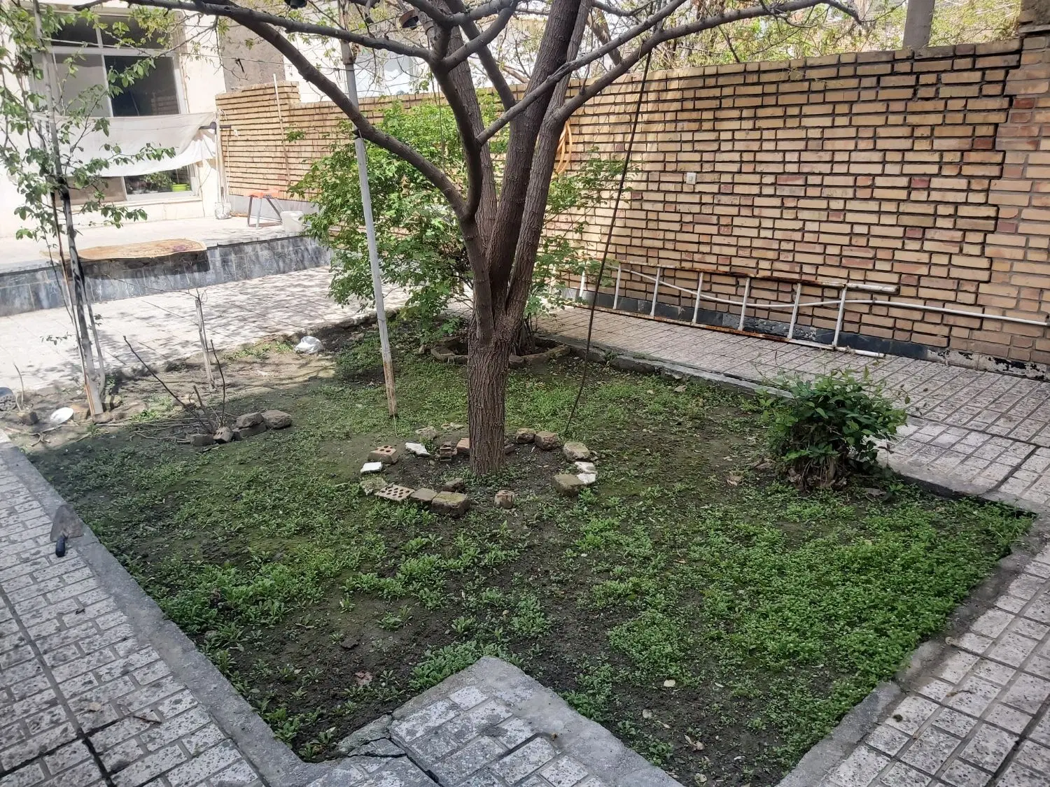 خانه ۲۰۰ متری جنوبی شهرک طالقانی