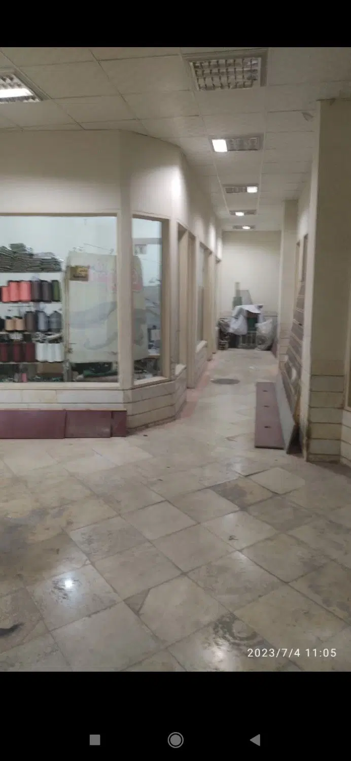 مغازه ۱۱ متری