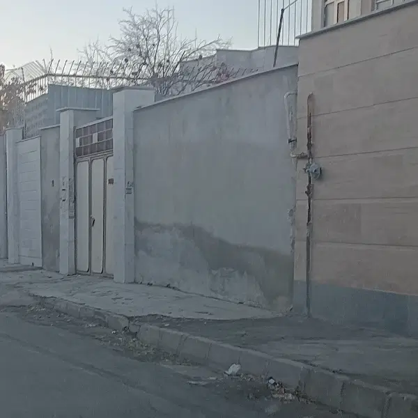 خانه ۲۰۰متری تعاون یک ۱۸متری کوثر