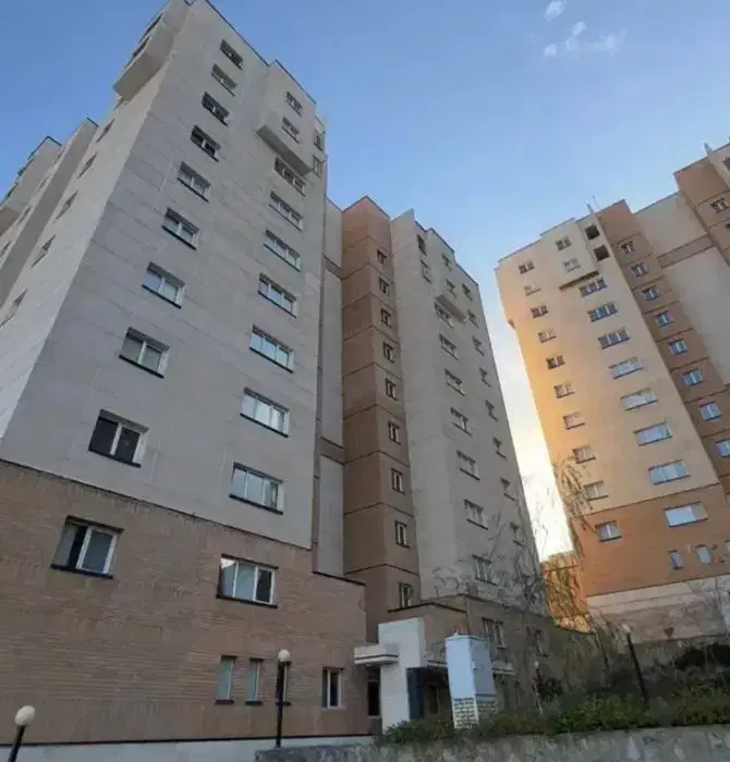 فروش آپارتمان ۱۱۳ متر صدرا بلوک B2
