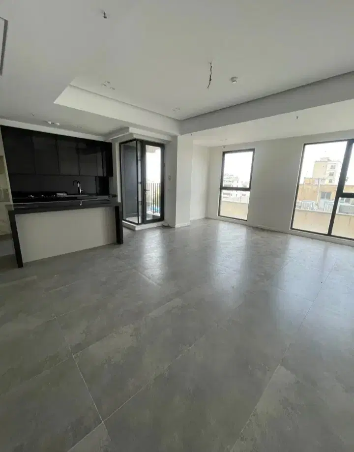 80مترمدرن_۲خواب_فول امکانات_تاپ لوکیشن کامرانیه