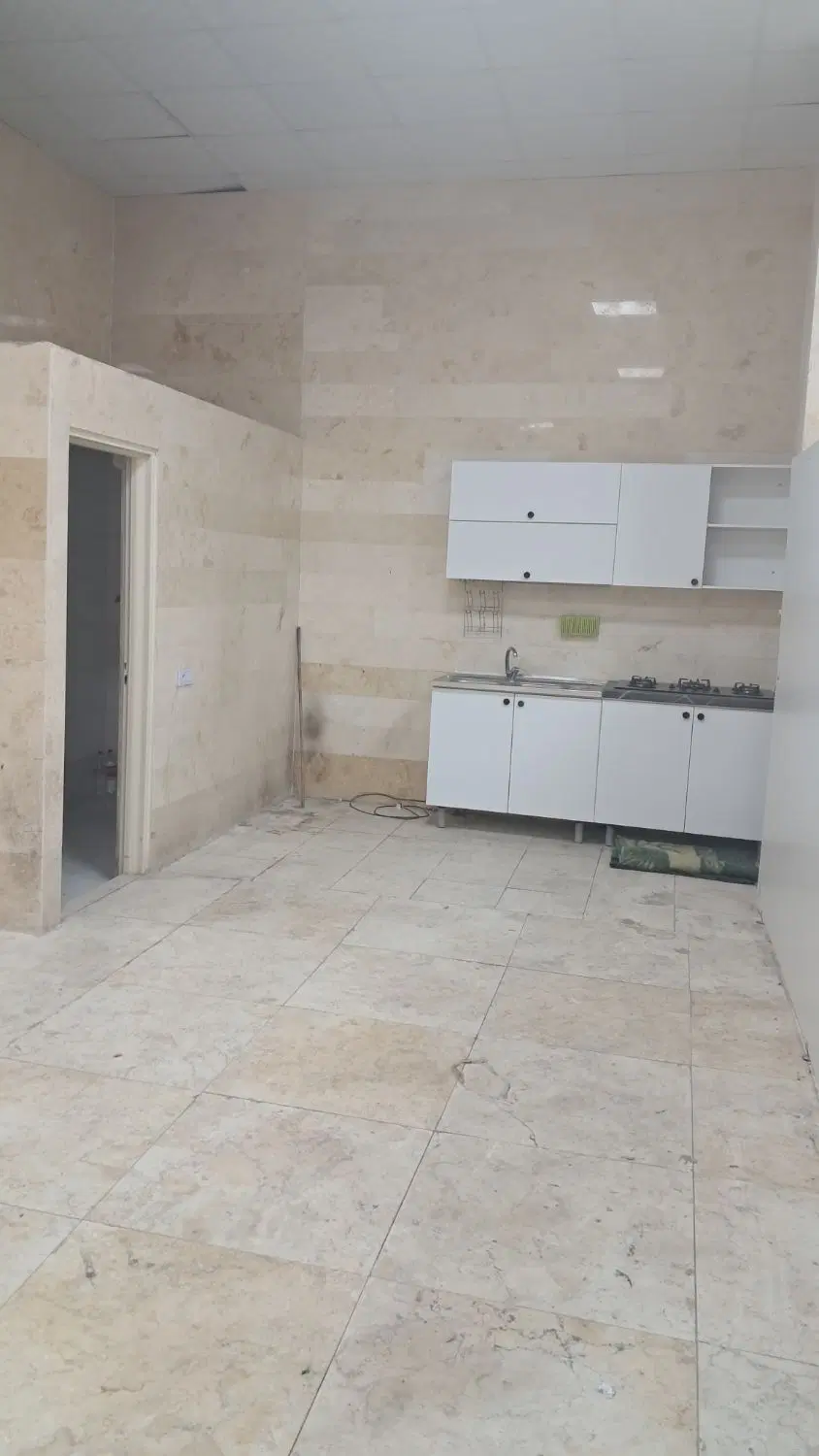 اجاره مغازه ۳۵۰ متر