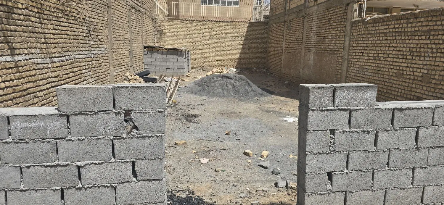 زمین ۱۵۸ متر