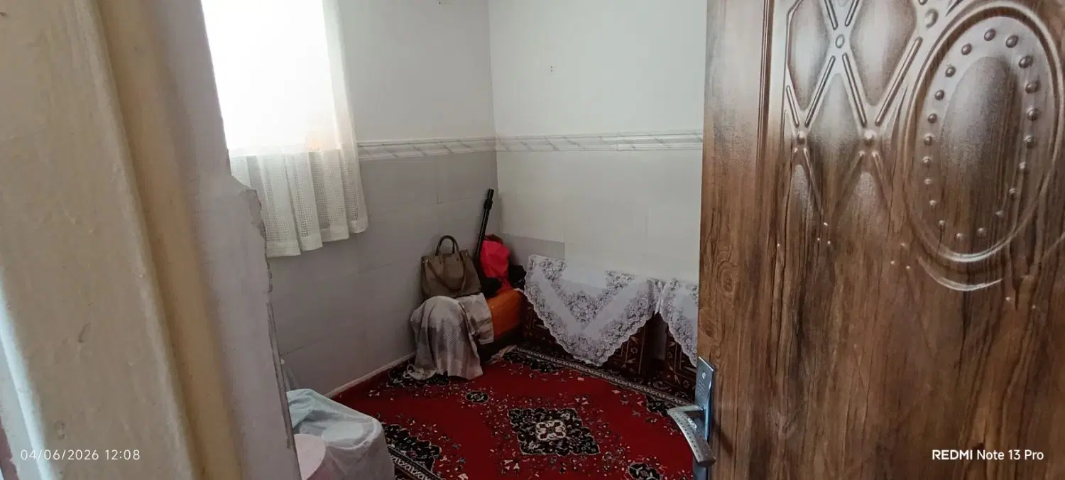 یک واحدزیر زمین 60متری راه جدا