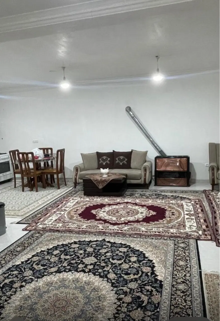 ویلایی دوطبقه خلخال سمت دانشگاه آزاد