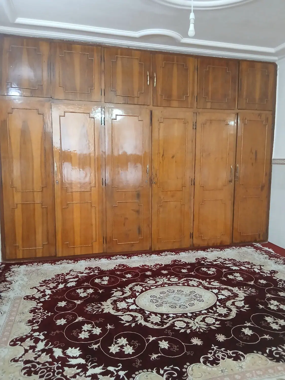 فروش  ویلایی ۲۲۵ متر فول امکانات پارکینگ دار