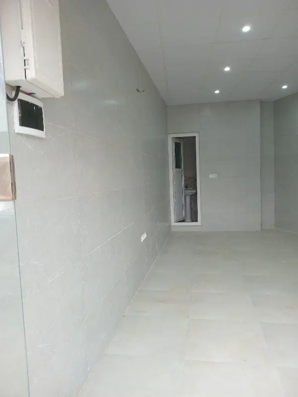 مغازه ۲۵ متری فروشی