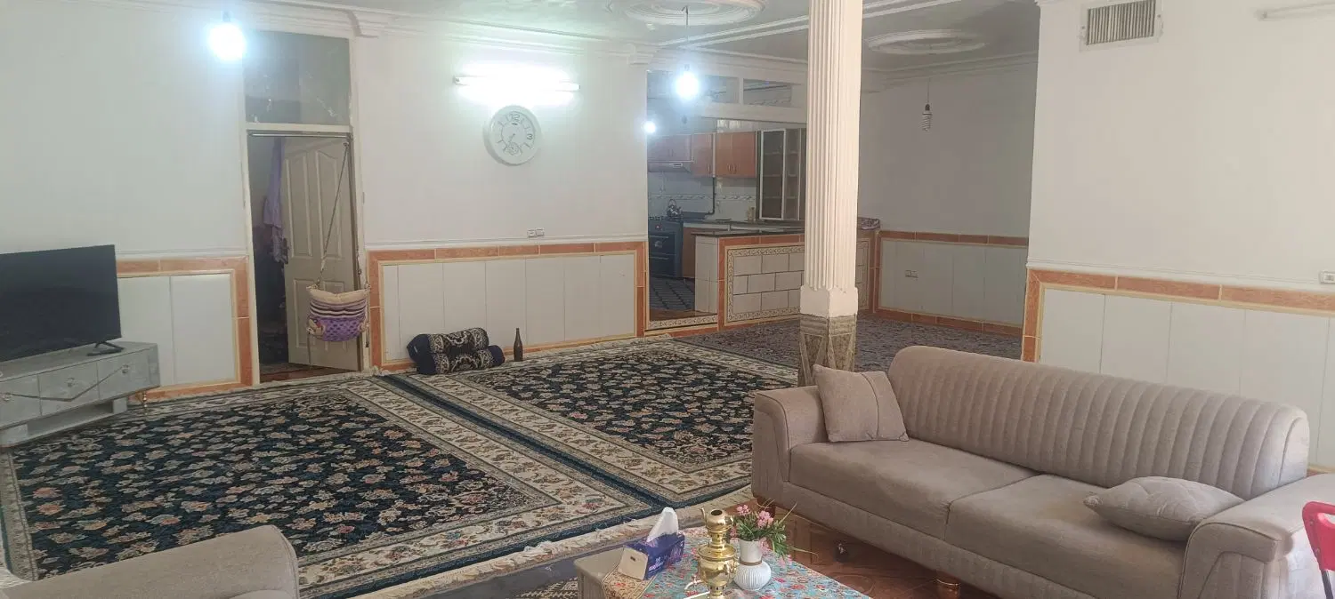 اجاره طبقه بالا در خیابان اصلی سامان نگارستان ۲۰