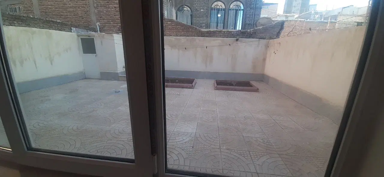 اجاره ۱۱۰ متر سعدی کیوان برای عروس و داماد