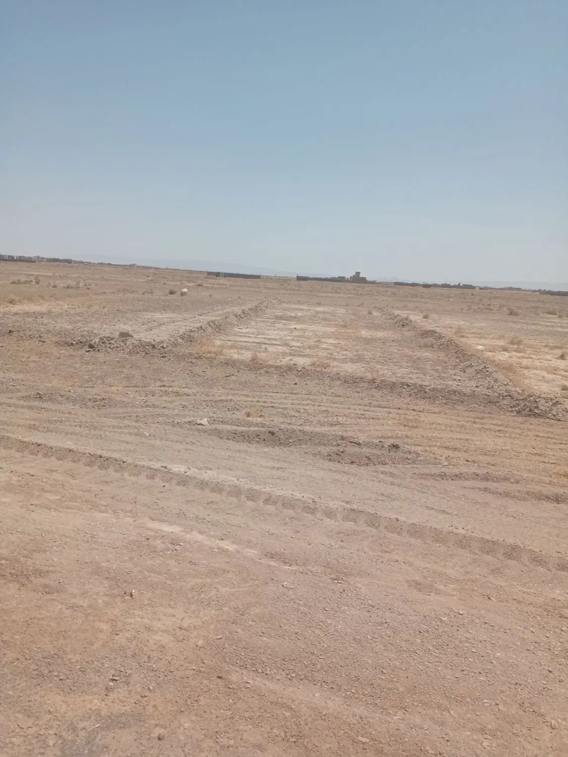 زمین در محدود رهن و ریاب