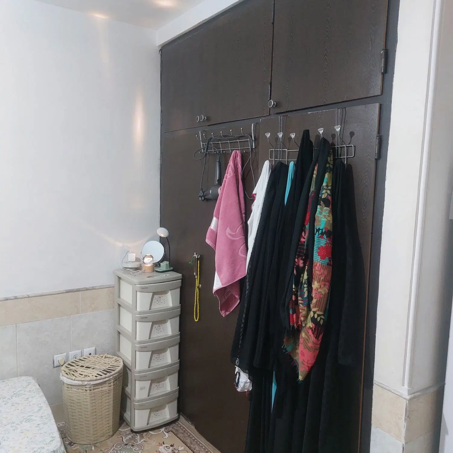 آپارتمان تک واحدی