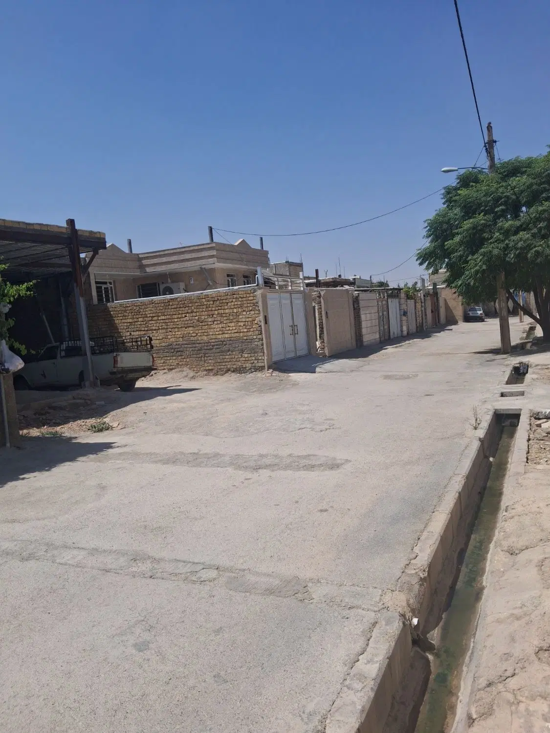 خانه ۲۰۰ متری