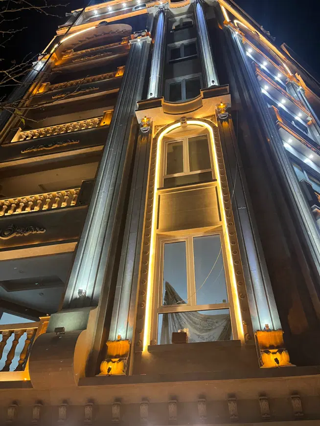 اپارتمان نوساز شیک