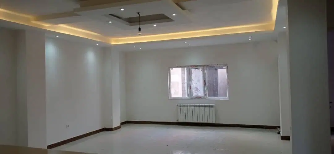 واحد ۱۱۵ متری فول نورگیر تخلیه نزدیک بلوار چمران