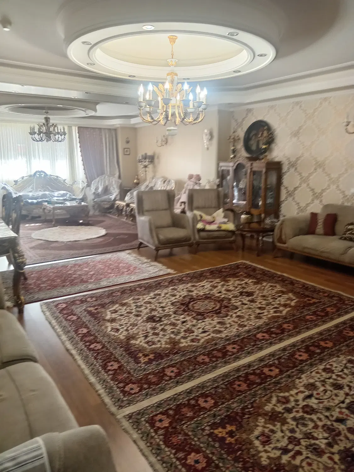 فروش آپارتمان_ طبقه اول _ تک واحدی_ ۳ خواب _ شهناز