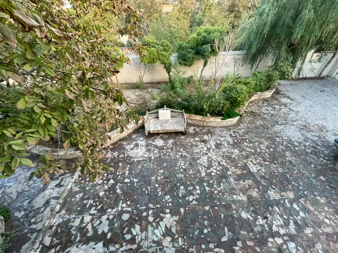 ۱۲۰۰ متر ویلایی مناسب مشاغل