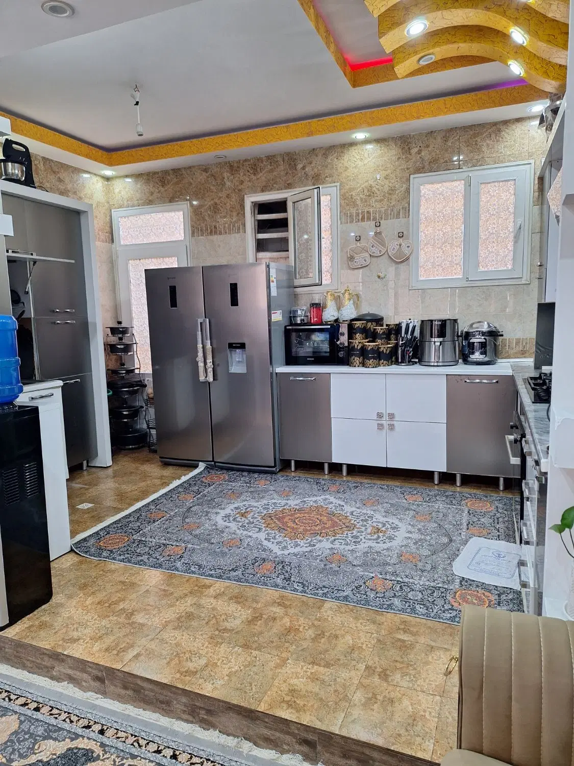 اجاره تک واحدی مسکونی ورودی مستقل فول امکانات