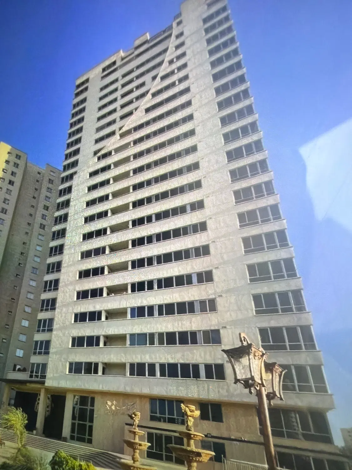 واحد در برج کسری ۲