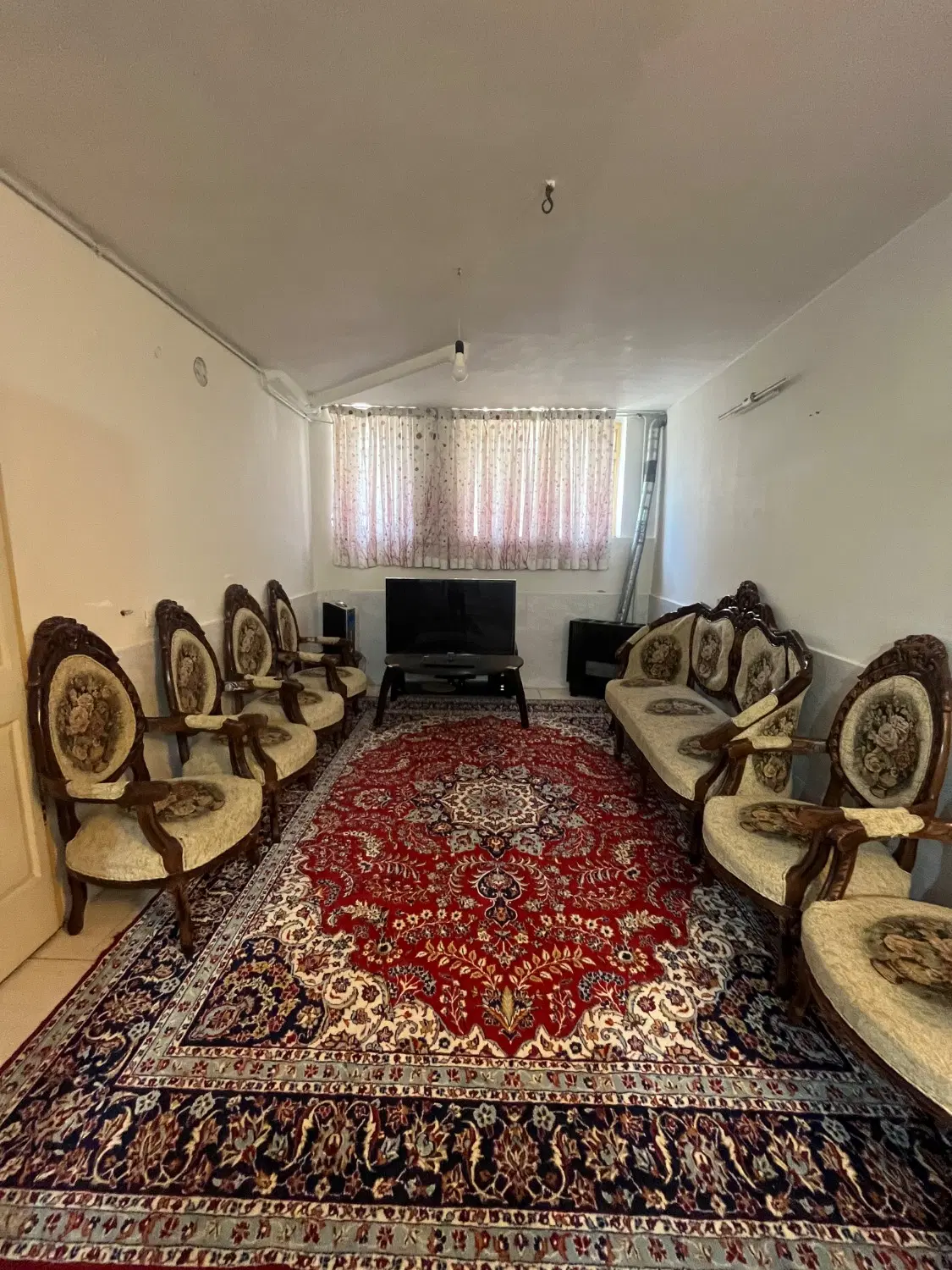 اجاره یک واحد ۳۰ متری