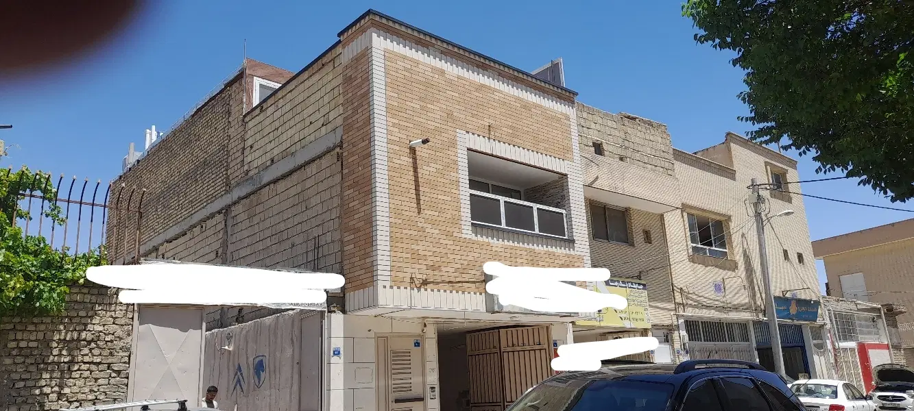 مغازه تجاری و مسکونی
