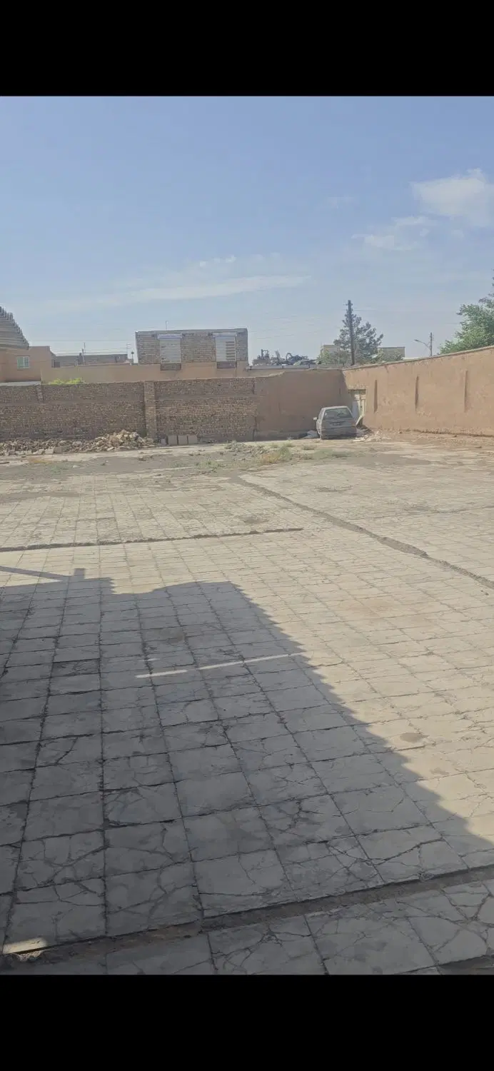 ملک اجاره ای بزرگ