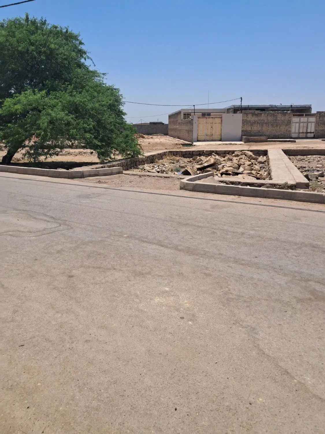 زمین مسکونی