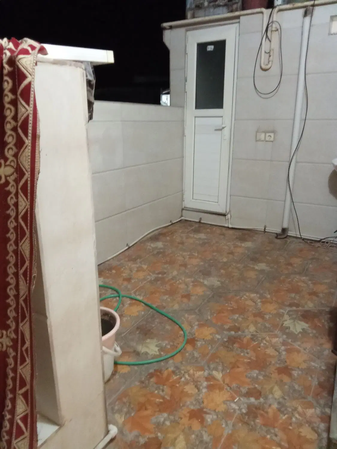طبقه بالا دره گرم