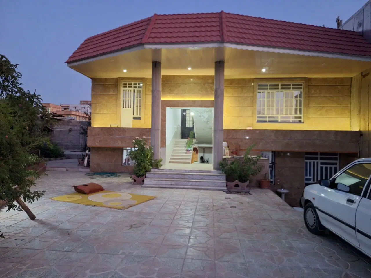 اجاره خانه بنسنجان زیر جمعه بازار