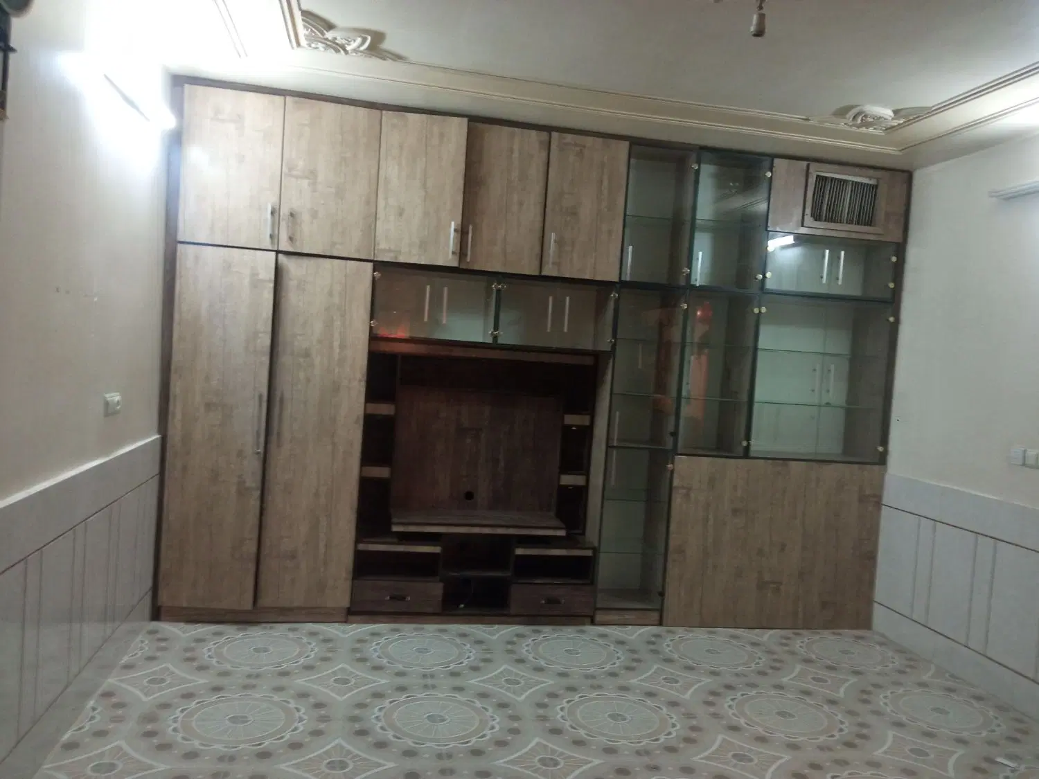 دوطبقه حد فاصل دادگستری فلاورجان