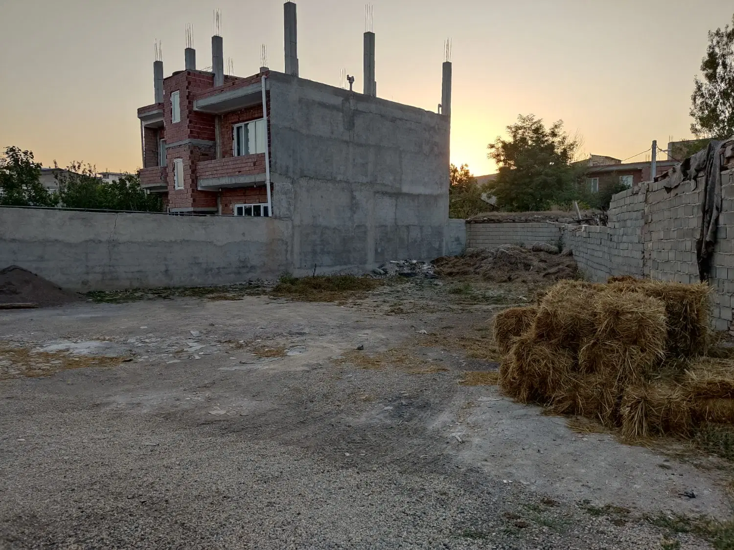 یک قطعه زمین در شهرستان آبی بیگلو