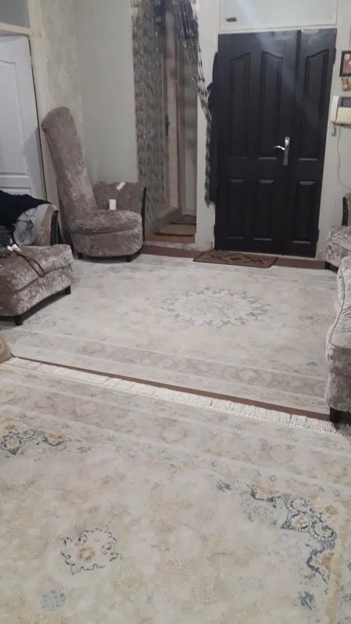 60 متری چهار راه نادری
