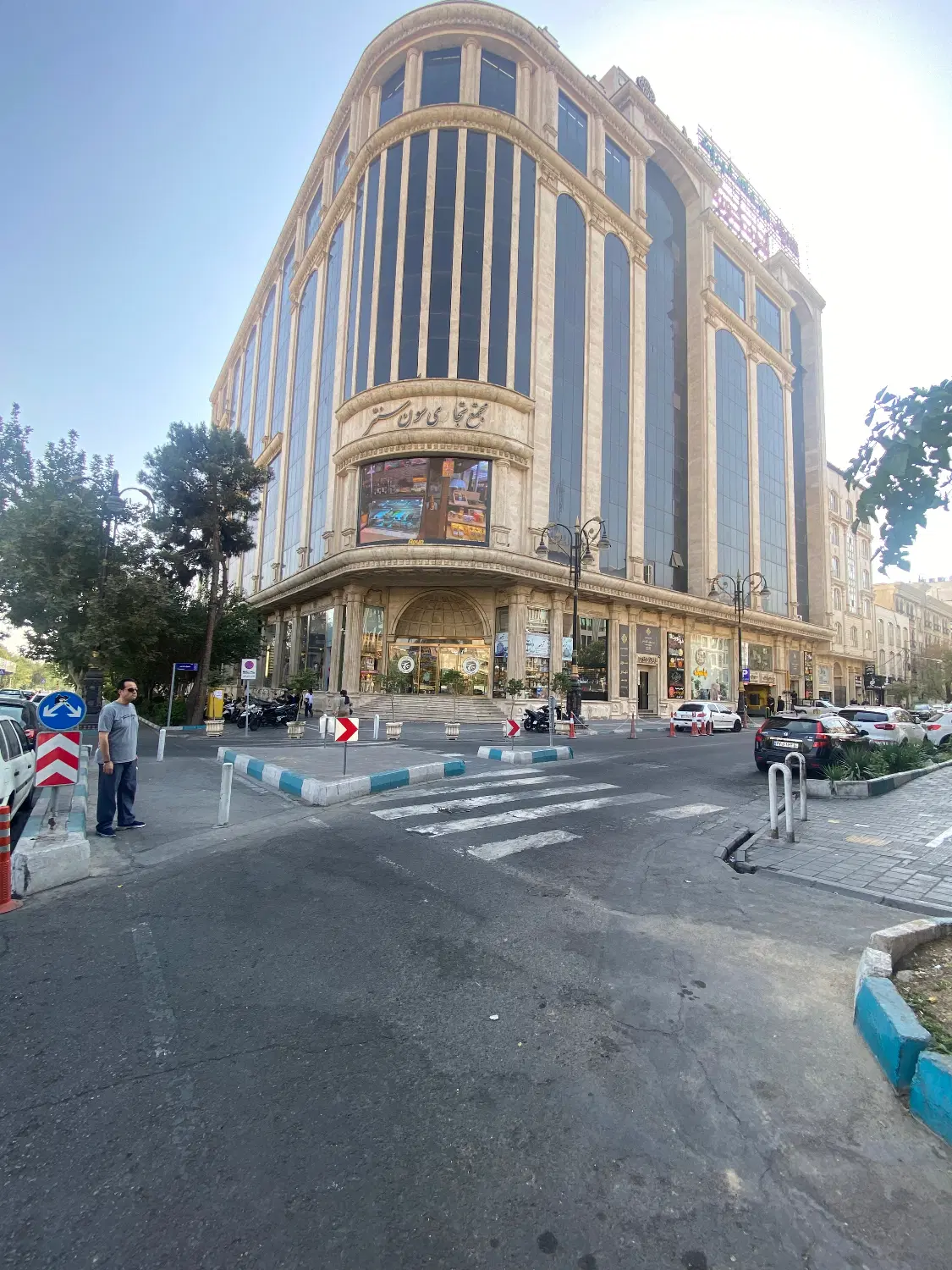 فروش واحد تجاری در سون سنتر نارمک