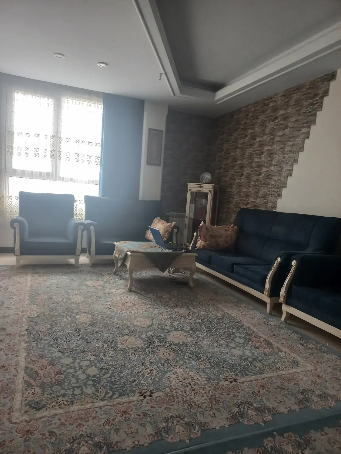 معاوضه آپارتمان تهران با ساختمان ویلایی در سنندج