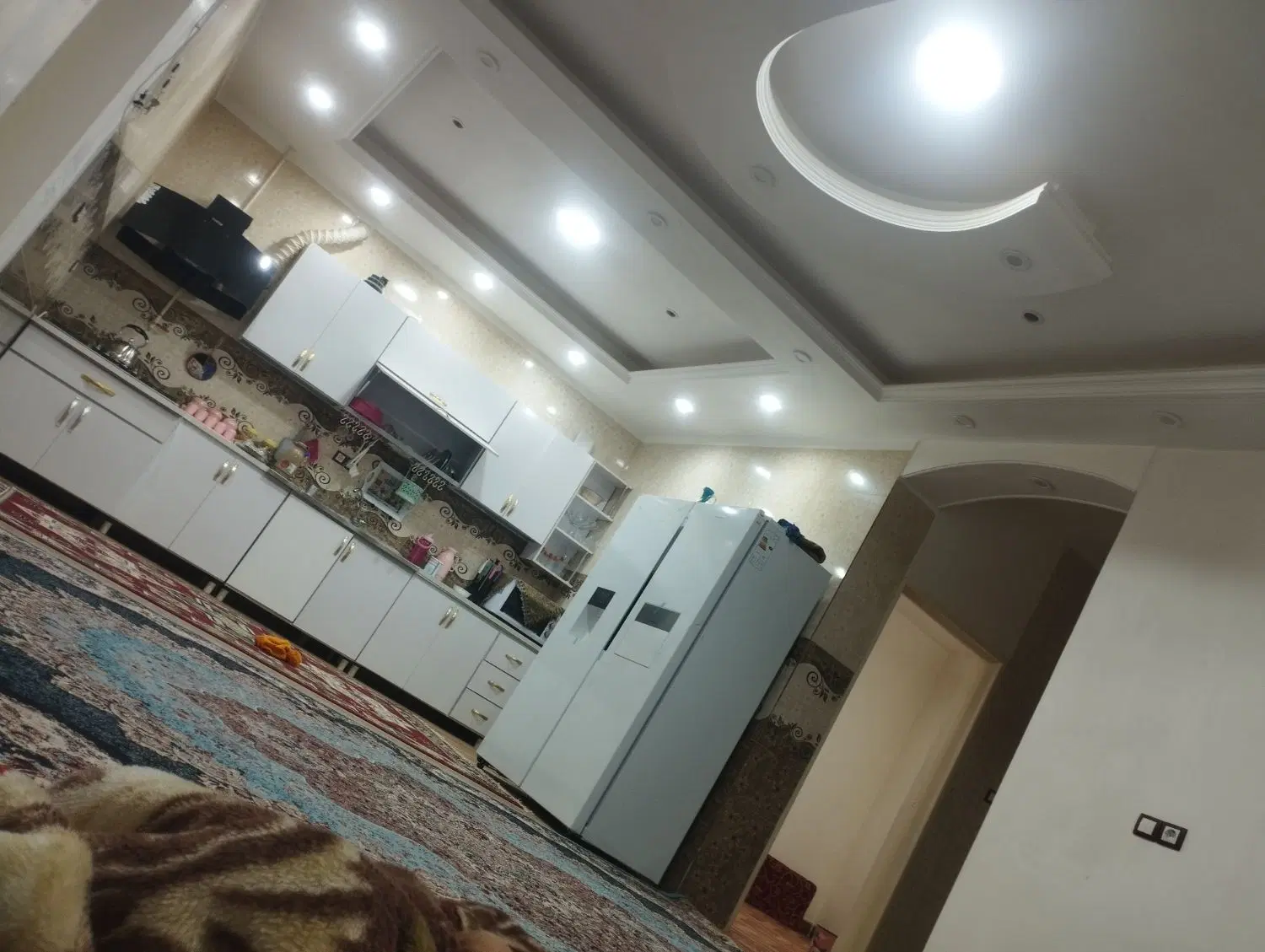 رهن و اجاره منزل  طبقه بالا در فاز 4 فرهنگیان
