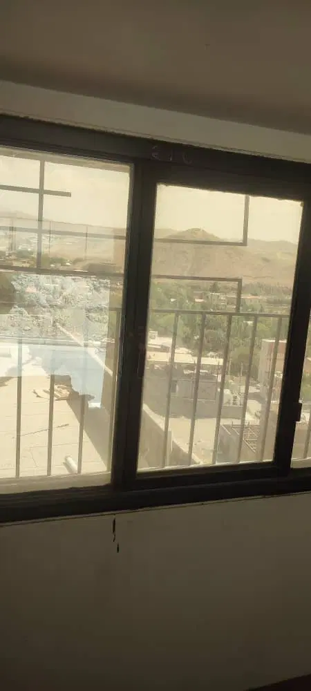 مغازه ۷۵ متری با ۳۰ متر بالکن