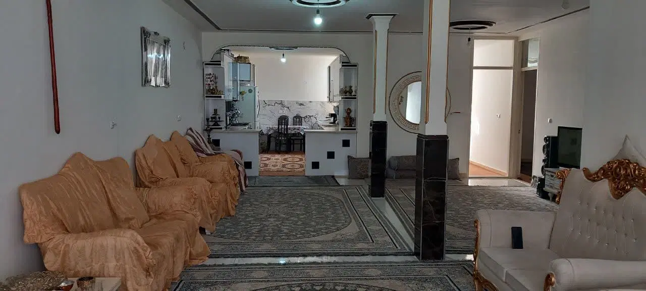 فروش دو طبقه ساختمان ویلایی