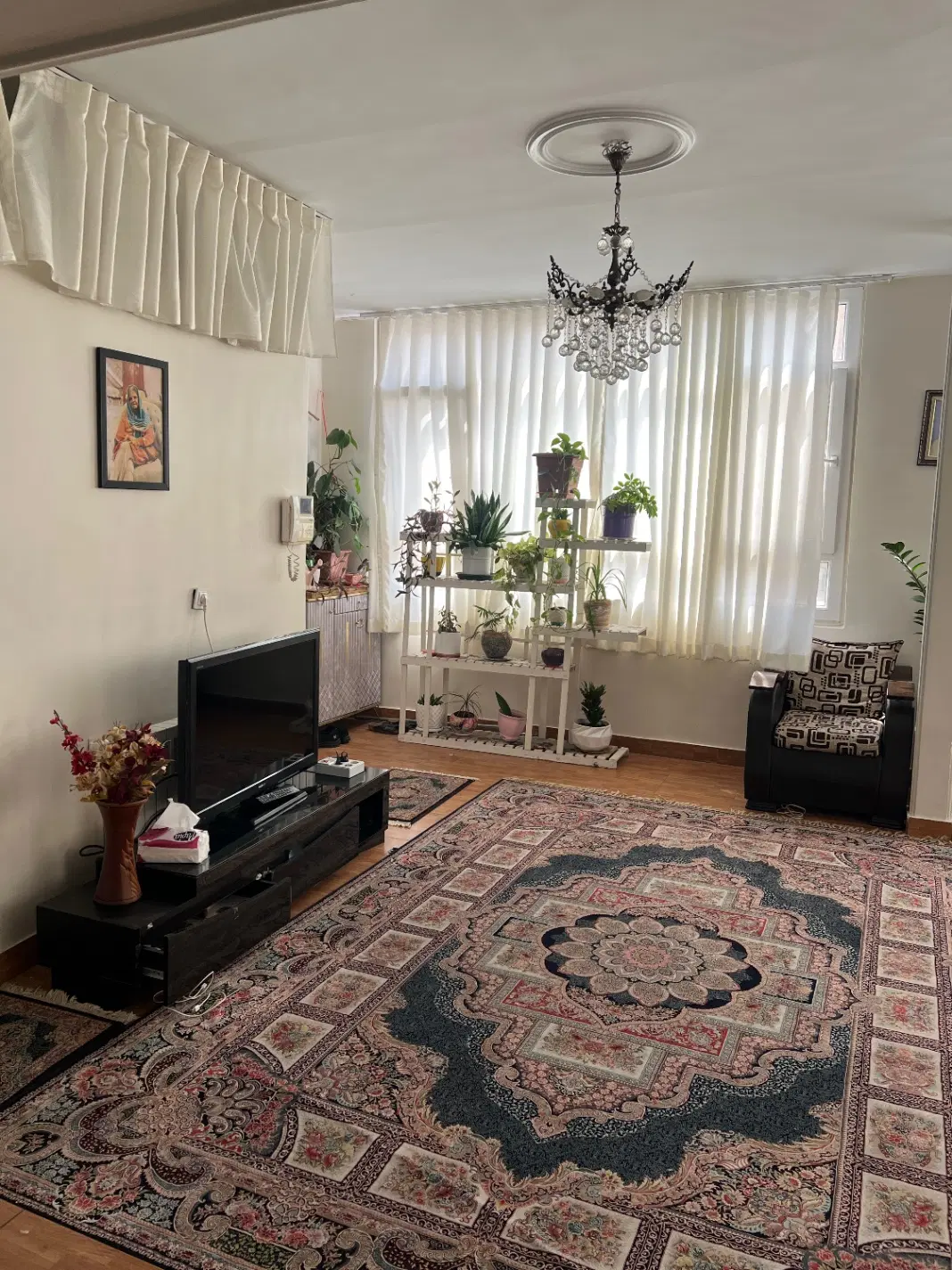 آپارتمان ۷۰ متری افسریه جنوبی