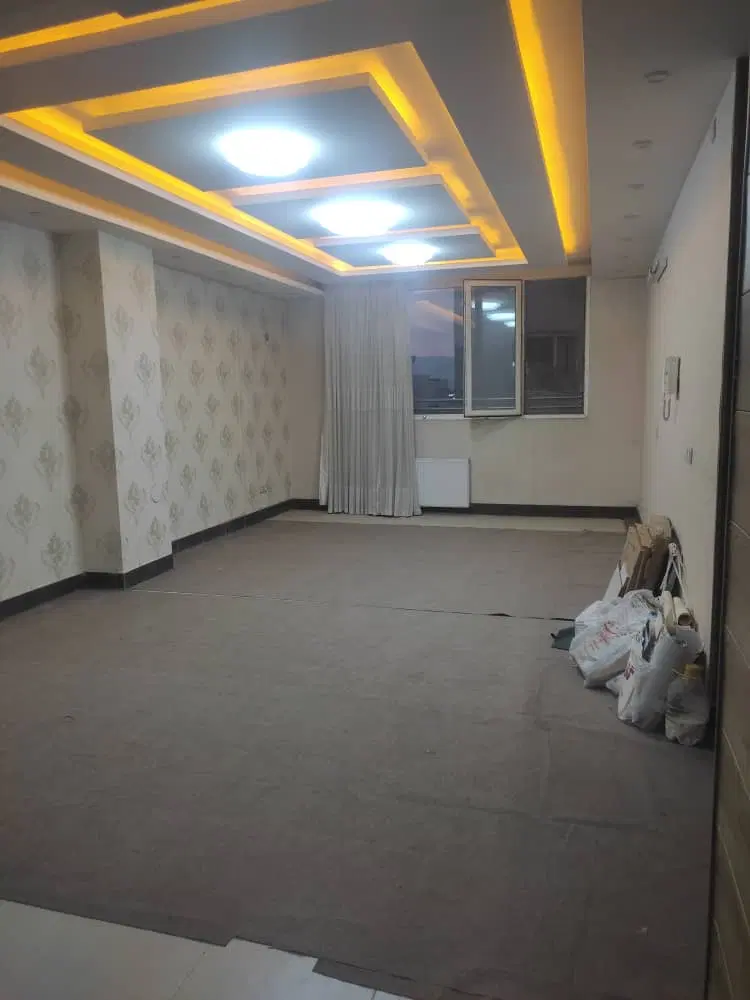 فروش اپارتمان سه خوابه