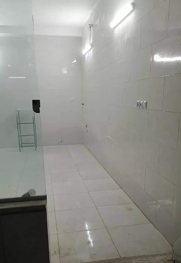 مغازه 28 متری