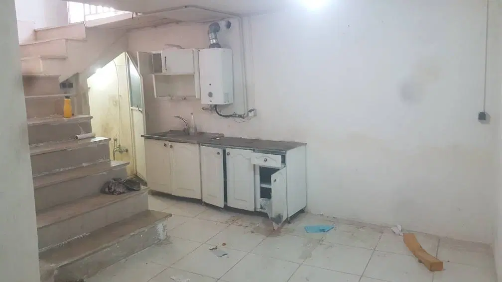 ملک ۴۰ متری مناسب سکونت و کارگاه