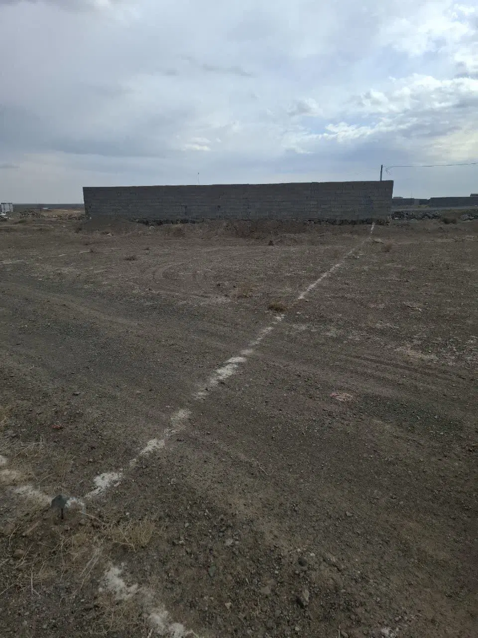 زمین مسکونی روستای جنداب با پروانه ساخت