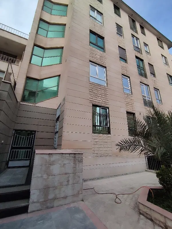 ۶۰۰ متر مشارکت در ساخت